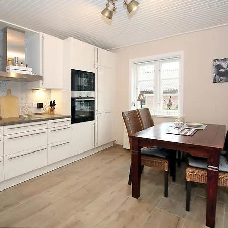 Starklef 29, Whg 1 Apartamento *